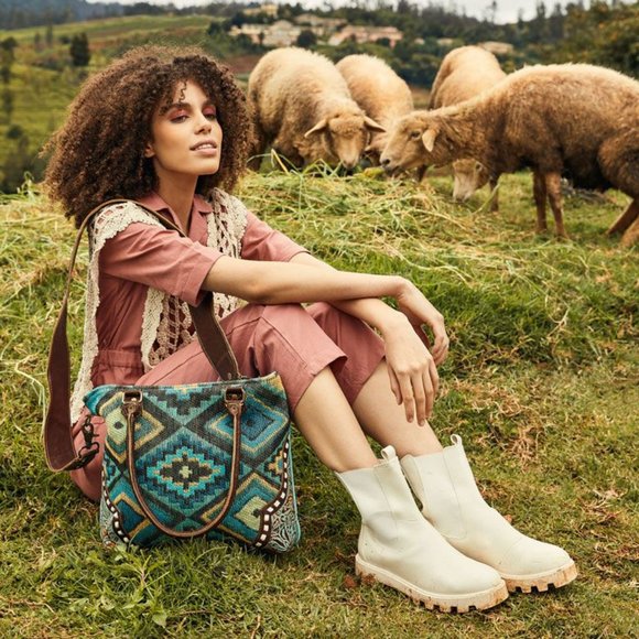 NWT Myra Handmade Bag - Picture 3 of 7